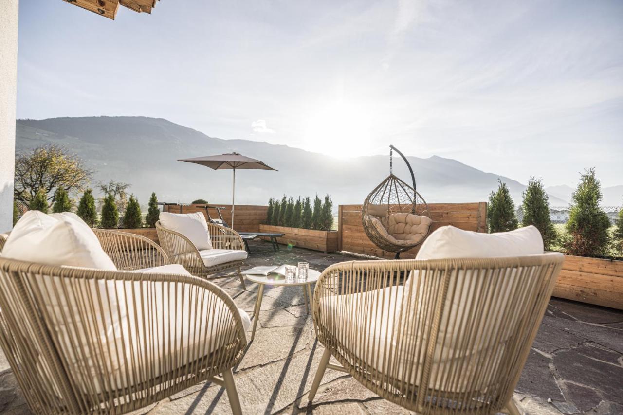 Maxstudio Premium Apartment Zillertal Mit Bergblick Schlitters Exterior photo